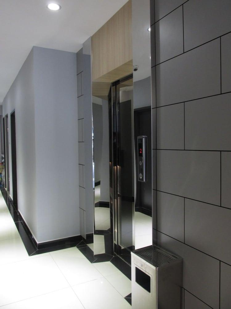 Hotel 99 Ss2 Petaling Jaya Esterno foto